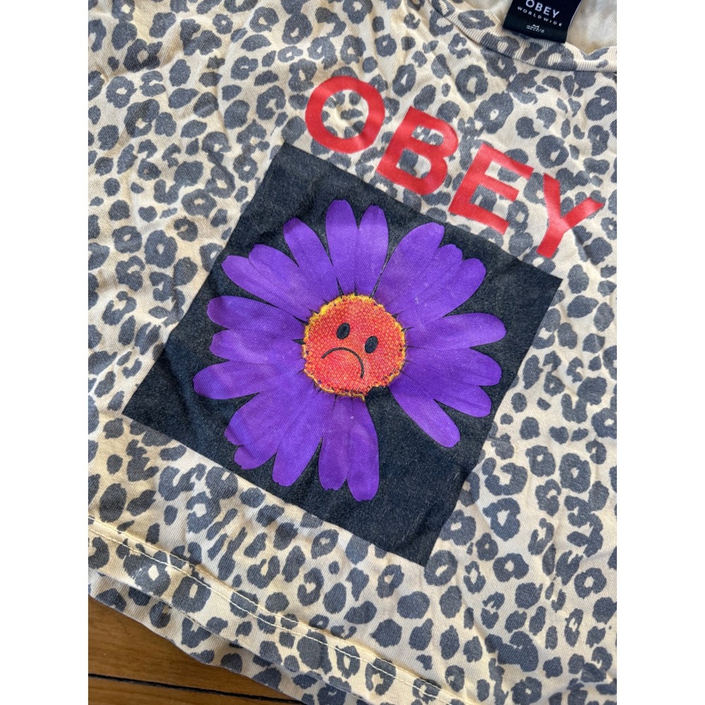 Obey‎ Sad Daisy Cropped T-Shirt - Picture 6 of 7